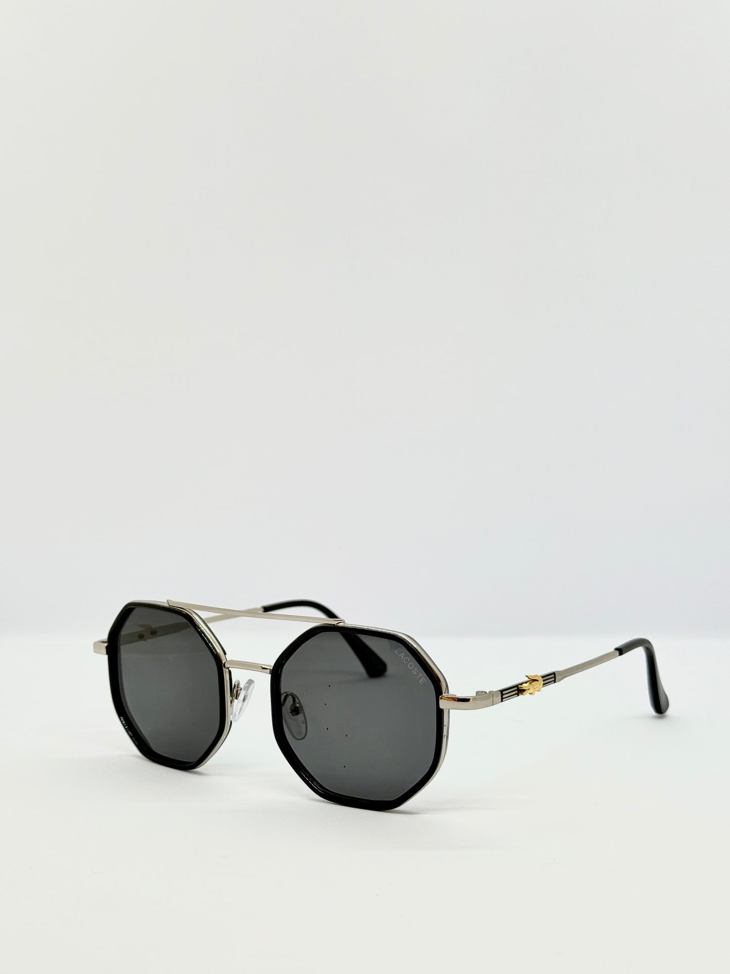 Lunettes lacoste