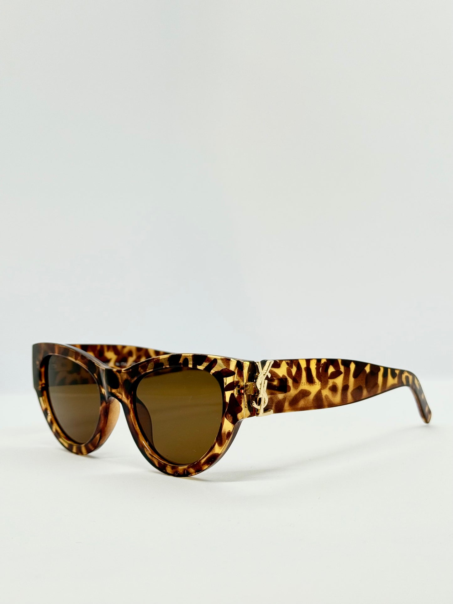 YvesSaintLaurent